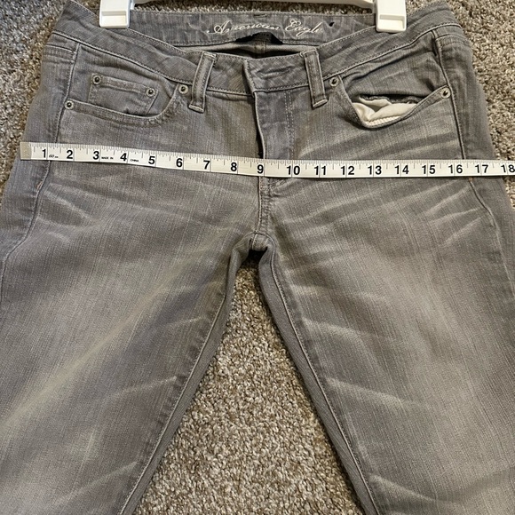 American Eagle Outfitters Women's Light Gray Skinny Jeans - Picture 8 of 9